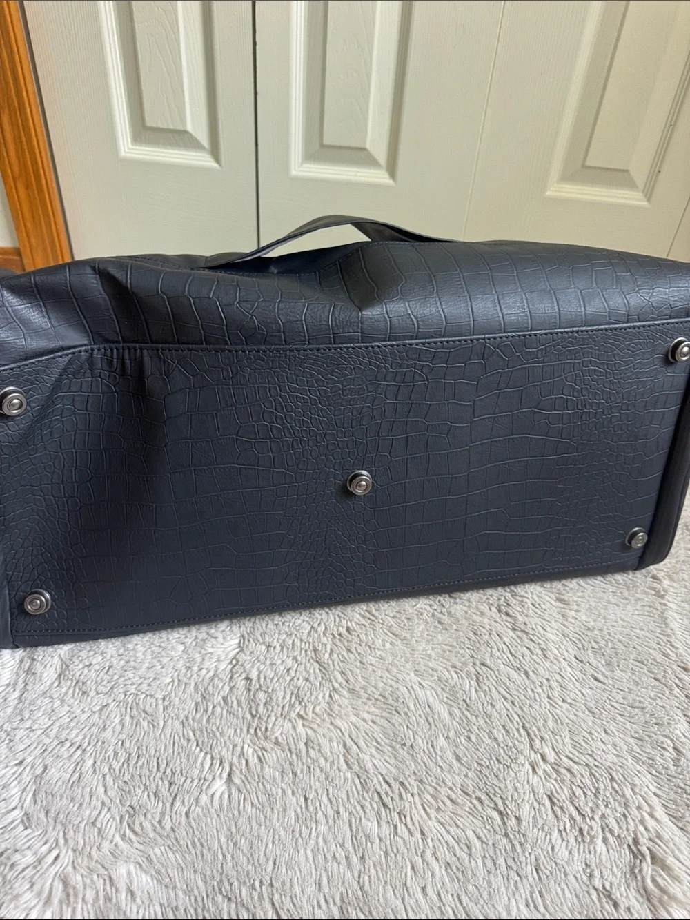 VESSEL signature garnet duffle